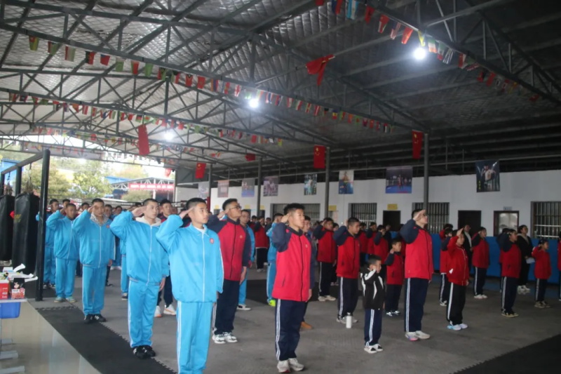 湘潭县青少年专门教育学校第五周“利剑护蕾，守护成长”主题升旗仪式